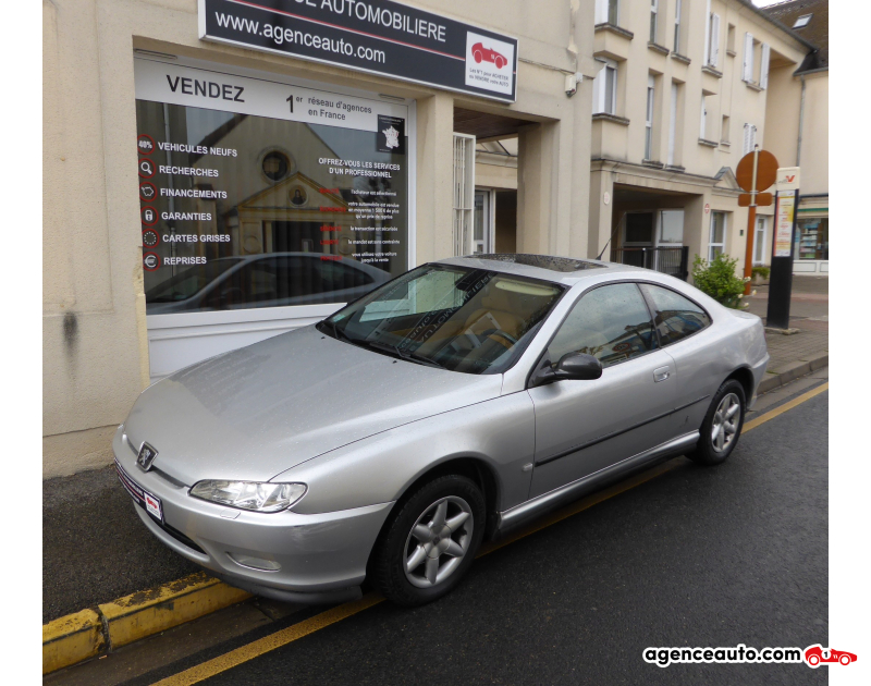 Aankoop Gebruikte Auto, Goedkope Gebruikte Auto | Agence Auto Peugeot 406 Coupé 2.0 138 cv Pack Purper Jaar 2000 Automatische auto Benzine