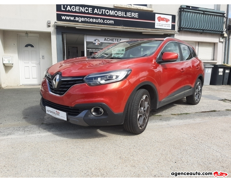 Achat voiture occasion, Auto occasion pas cher | Agence Auto Renault Kadjar 1.5 DCI 110 Intens EDC Rouge Année 2016 Automatique Diesel