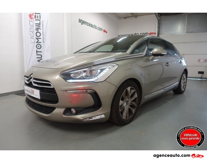 Achat voiture occasion, Auto occasion pas cher | Agence Auto Citroen DS5 HDI 2.0 160 CH SOCHIC Beige Année 2012 Manuelle Diesel