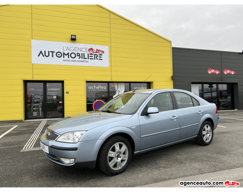 Achat voiture occasion, Auto occasion pas cher | Agence Auto Ford Mondeo III 2.0i Ghia 145cv Gris Année 2003 Manuelle Essence