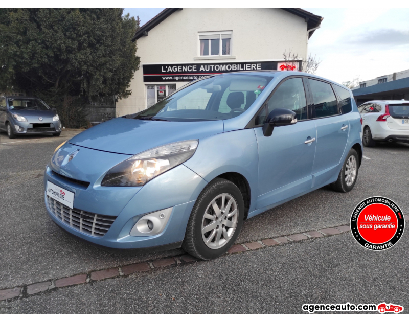 Acquisto Auto Usate, Auto Usate Economiche | Agenzia Automobiliare Renault Scenic Grand Scenic 1.9 dCi 130ch FAP Jade Euro5 7 places Violet Anno 2011 Manuelle Diesel