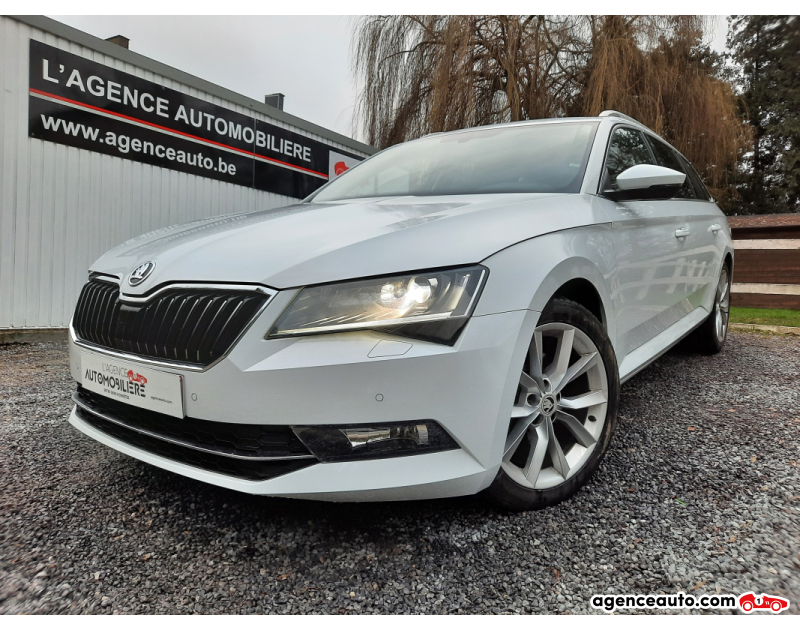 Aankoop Gebruikte Auto, Goedkope Gebruikte Auto | Agence Auto Skoda Superb Break Style 1.6 CRDTI 120 CH 6V Garantie 12 Mois. Blanc Jaar 2017 Manuelle Diesel