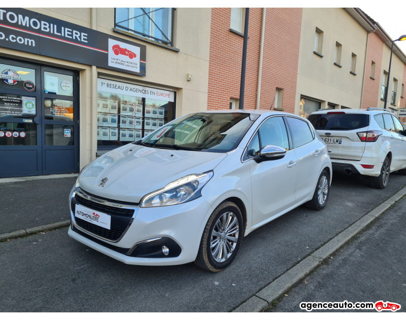 Achat voiture occasion, Auto occasion pas cher | Agence Auto Peugeot 208 110 S&S 6CV ALLURE EAT6 5P + options Blanc Année 2019 Automatique Essence