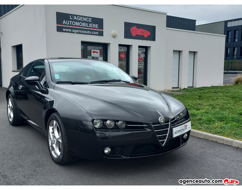 Achat voiture occasion, Auto occasion pas cher | Agence Auto Alfa Romeo Brera 2.4 JTDM 210ch SKYVIEW Noir Année 2009 Manuelle Diesel