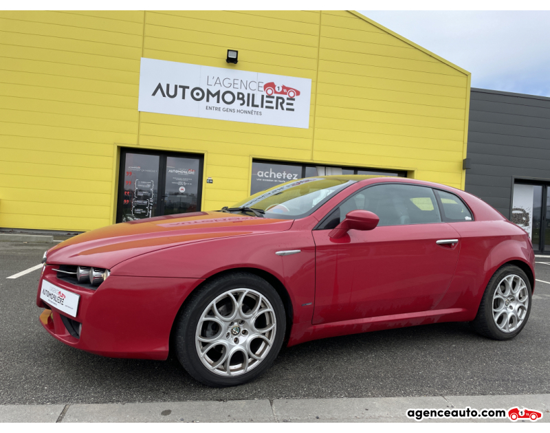 Achat voiture occasion, Auto occasion pas cher | Agence Auto Alfa Romeo Brera 2.2L JTS 185cv SKYVIEW Rouge Année 2006 Manuelle Essence