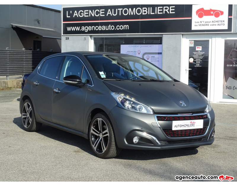 Achat voiture occasion, Auto occasion pas cher | Agence Auto Peugeot 208 1.2 Puretech 110 ch GT Line - Ice Silver Texture - Gris Année 2016 Manuelle Essence