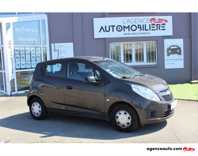 Compra de Carros Usados, Carros Usados Baratos | Auto Immo Chevrolet Spark 68 CV -1.0- (M300) - CHAINE Marron Ano 2012 Manuelle Essence