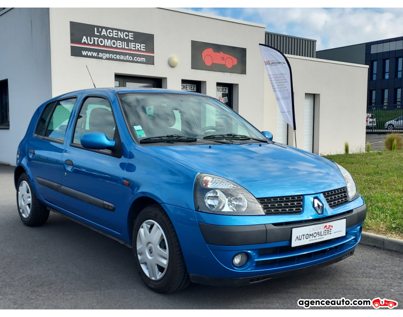 Achat voiture occasion, Auto occasion pas cher | Agence Auto Renault Clio 1.4 16v expression BVA Bleu Année 2002 Automatique Essence