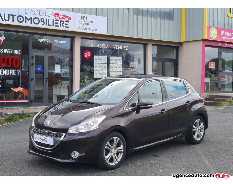 Achat voiture occasion, Auto occasion pas cher | Agence Auto Peugeot 208 1.2 VTi 12V 82 cv Allure Marron Année 2012 Manuelle Essence