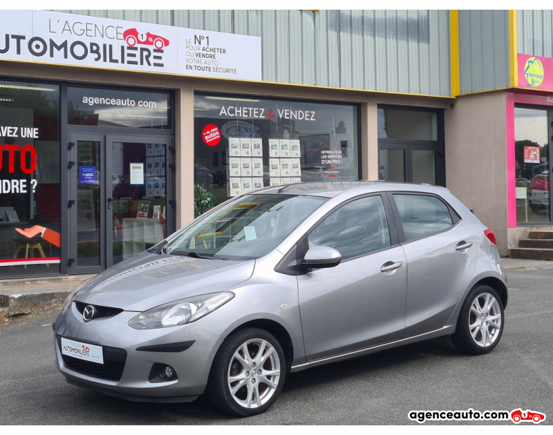 Gebrauchtwagenkauf, Günstige Gebrauchtwagen | Automobilienagentur Mazda Mazda 2 1.5 i 103 cv MZR Performance Gris Jahr 2009 Manuelle Essence