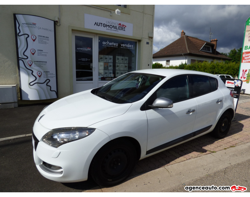 Achat voiture occasion, Auto occasion pas cher | Agence Auto Renault Megane III 2,0 dCi 160 GT Bose BVM6 5 portes Blanc Année 2011 Manuelle Diesel