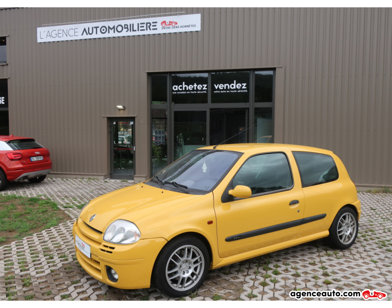 Acquisto Auto Usate, Auto Usate Economiche | Agenzia Automobiliare Renault Clio RS 2.0 16S 172Cv Jaune Anno 2000 Manuelle Essence