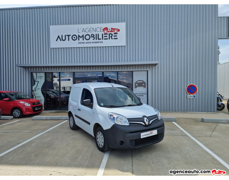 Achat voiture occasion, Auto occasion pas cher | Agence Auto Renault Kangoo EXPRESS COMPACT 1.5 DCI 75 ENERGY EXTRA R-LINK Blanc Année 2019 Manuelle Diesel