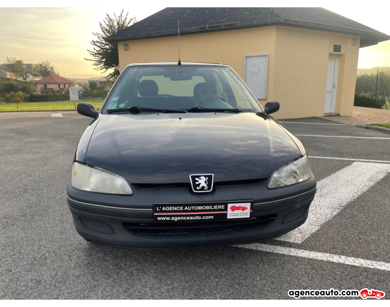 Achat voiture occasion, Auto occasion pas cher | Agence Auto Peugeot 106 1.1 POP ART EXC ETAT 2 MAIN Noir Année 2002 Manuelle Essence