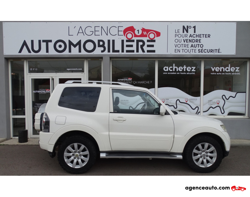 Gebrauchtwagenkauf, Günstige Gebrauchtwagen | Automobilienagentur Mitsubishi Pajero 3.2 Di-d200 INSTYLE 200 CV 1ère Main GARANTIE 12 MOIS Blanc Jahr 2010 Automatique Diesel