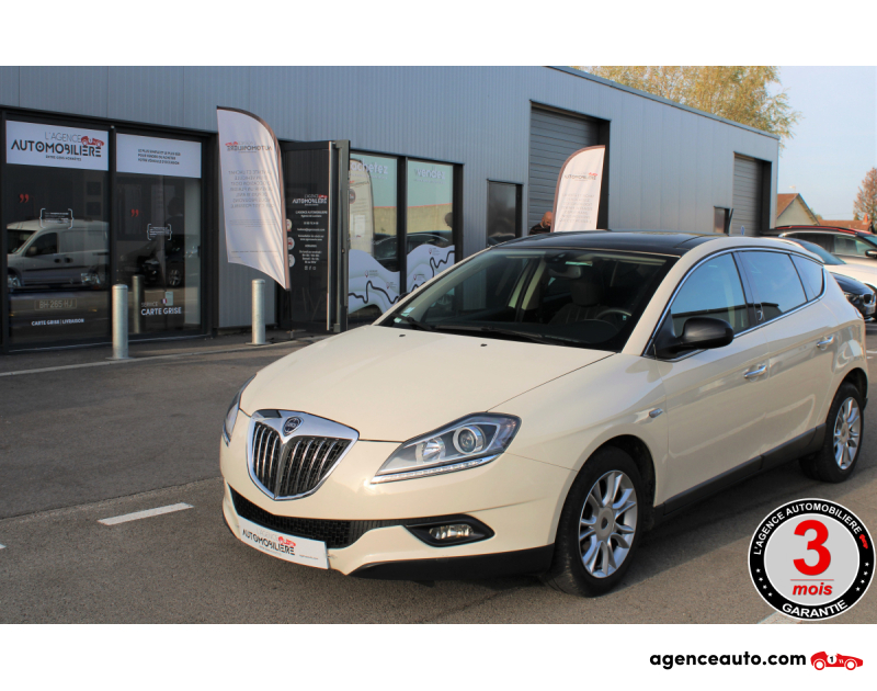 Gebrauchtwagenkauf, Günstige Gebrauchtwagen | Automobilienagentur Lancia Delta 1.4  PLATINO 120 / 1ere main Beige Jahr 2008 Manuelle Essence