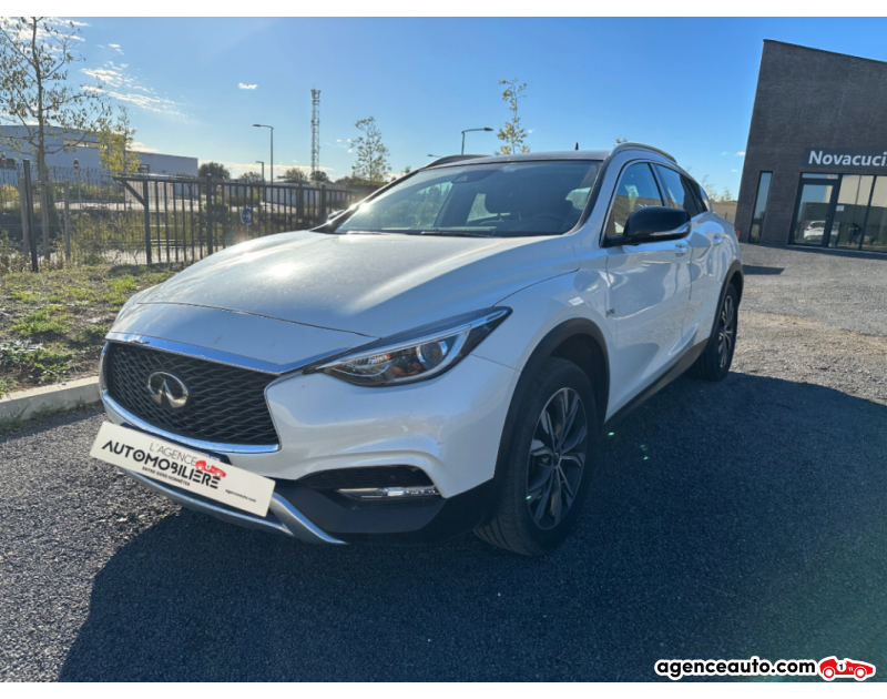 Achat voiture occasion, Auto occasion pas cher | Agence Auto Infiniti QX30 2.2 D 170 PREMIUM AWD DCT BVA (Bose, Gps ...) Blanc Année 2016 Automatique Diesel