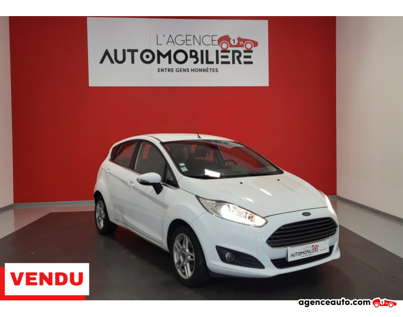 Achat voiture occasion, Auto occasion pas cher | Agence Auto Ford Fiesta 1.5 TCI 75 TITANIUM 5P Blanc Année 2013 Manuelle Diesel
