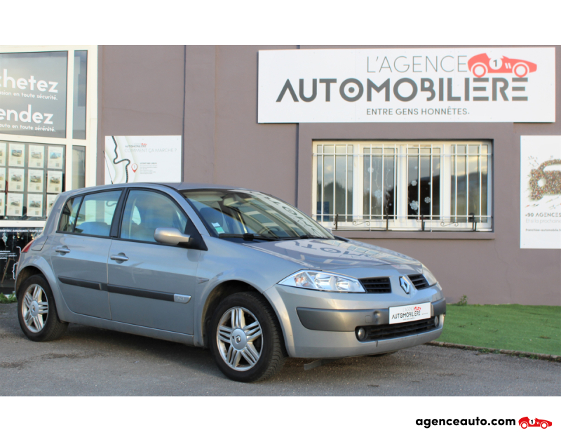 Achat voiture occasion, Auto occasion pas cher | Agence Auto Renault Megane 106cv II 1.5 dCi HISTORIQUE D'ENTRETIEN Gris Année 2006 Manuelle Diesel