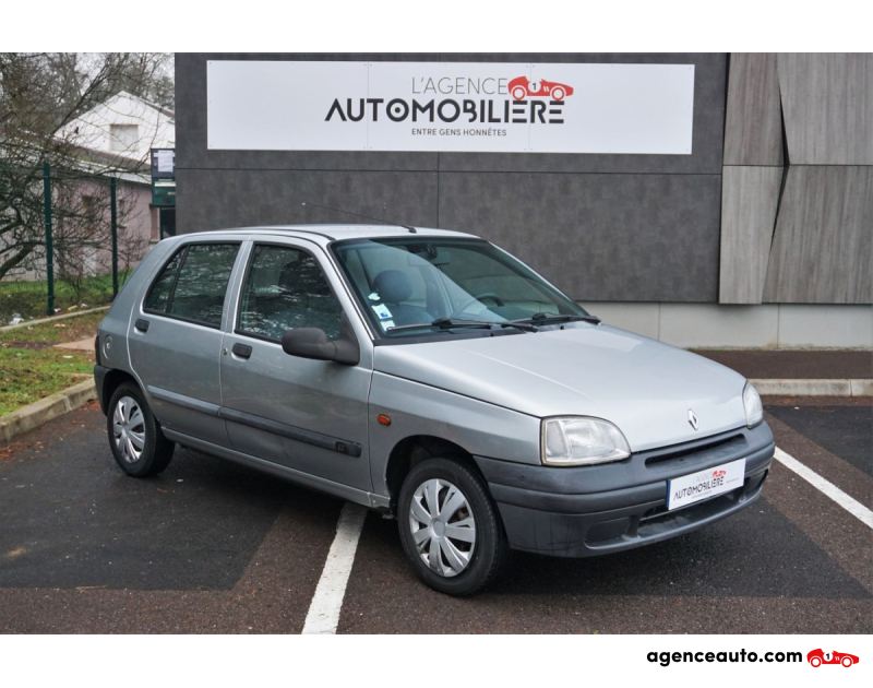 Compra de Carros Usados, Carros Usados Baratos | Auto Immo Renault Clio 1.2 i 60 cv 5 portes Be Bop Gris Ano 1996 Manuelle Essence