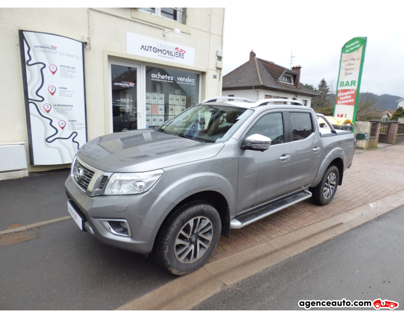 Achat voiture occasion, Auto occasion pas cher | Agence Auto Nissan Navara NP 300 Double Cabine 2,3 DCI 190 BVM6 4WD 4X4 16V D23 Gris Année 2018 Manuelle Diesel