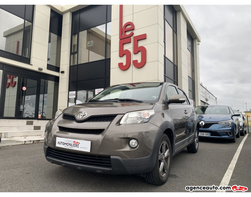 Achat voiture occasion, Auto occasion pas cher | Agence Auto Toyota Urban Cruiser 90CH D-4D FAP AWD LOUNGE Marron Année 2013 Manuelle Diesel