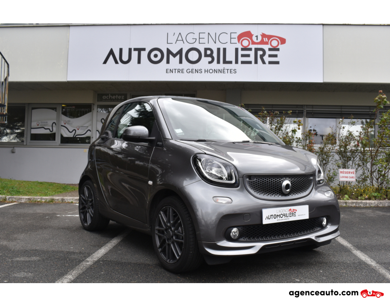 Acquisto Auto Usate, Auto Usate Economiche | Agenzia Automobiliare Smart Fortwo Brabus 0.9 TI 12V Coupé twinamic 90 cv Boîte auto Gris Anno 2019 Automatique Essence