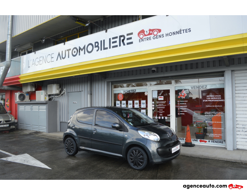 Achat voiture occasion, Auto occasion pas cher | Agence Auto Citroen C1 1.0 68 CHRONO SENSODRIVE 5P Gris Année 2008 Automatique Essence