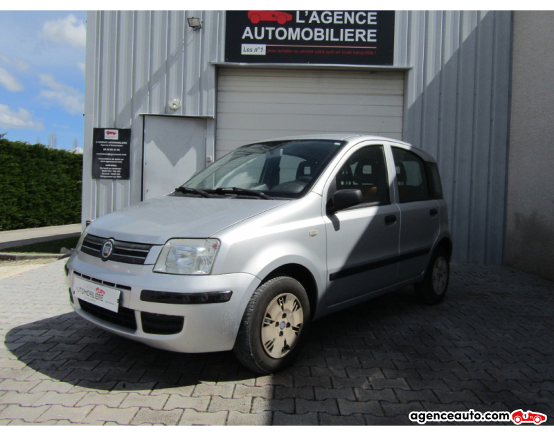 Achat voiture occasion, Auto occasion pas cher | Agence Auto Fiat Panda dynamic 1.4 L 70 CV Argent Année 2009 Manuelle Essence