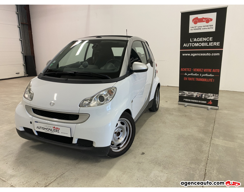 Achat voiture occasion, Auto occasion pas cher | Agence Auto Smart Fortwo Cabriolet 71ch mhd Passion Softouch Blanc Année 2008 Automatique Essence