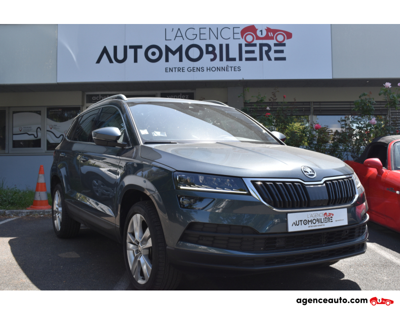 Achat voiture occasion, Auto occasion pas cher | Agence Auto Skoda Karoq Style 1.5 TSI 4x2 DSG7 150 cv Boîte auto Gris Année 2020 Automatique Essence