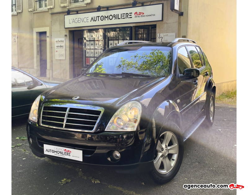 Acquisto Auto Usate, Auto Usate Economiche | Agenzia Automobiliare Ssangyong Rexton 270 XVT GRAND LUXE BVA 4WD Noir Anno 2011 Automatique Diesel