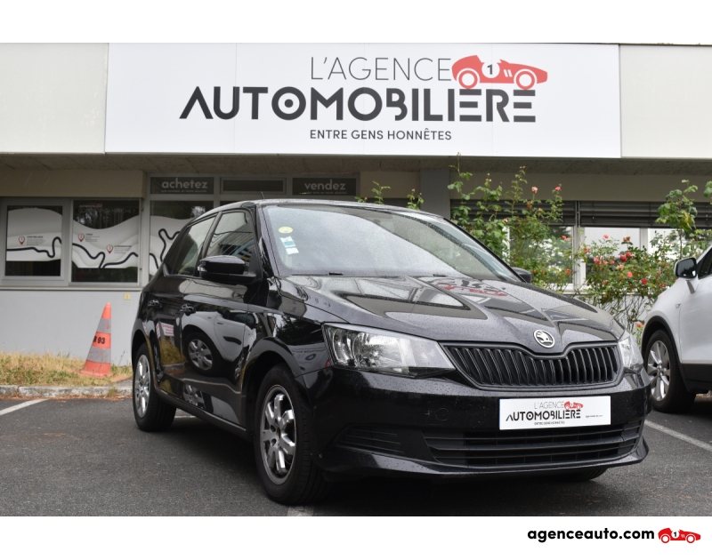 Achat voiture occasion, Auto occasion pas cher | Agence Auto Skoda Fabia 1.4 TDI 12V 75 cv Noir Année 2017 Manuelle Diesel