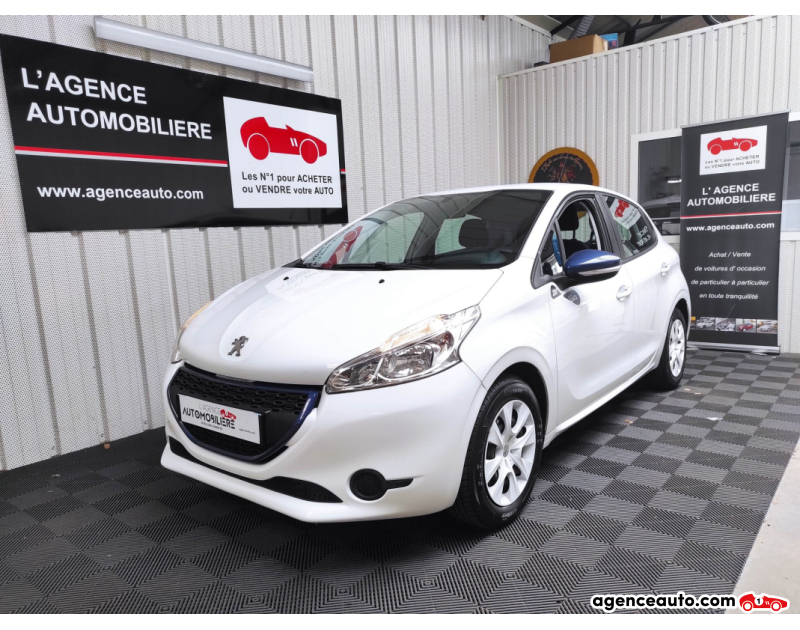 Gebrauchtwagenkauf, Günstige Gebrauchtwagen | Automobilienagentur Peugeot 208 1.0 Puretch 70 Like Blanc Jahr 2015 Manuelle Essence