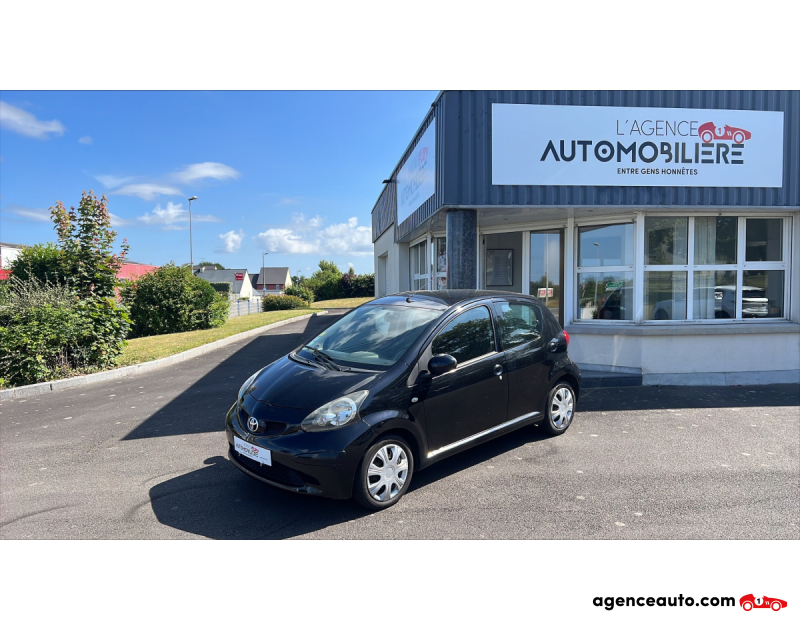 Aankoop Gebruikte Auto, Goedkope Gebruikte Auto | Agence Auto Toyota Aygo 1.0 VVTI 70 UP Noir Jaar 2007 Manuelle Essence