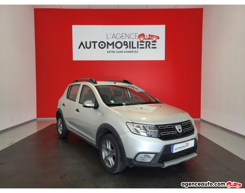 Achat voiture occasion, Auto occasion pas cher | Agence Auto Dacia Sandero STEPWAY 0.9 TCE 90 + CAMÉRA / GPS Gris Année 2018 Manuelle Essence