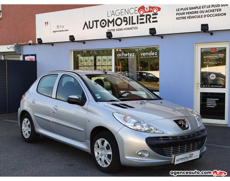 Achat voiture occasion, Auto occasion pas cher | Agence Auto Peugeot 206+ 1.4 HDI 70 Trendy Gris Année 2009 Manuelle Diesel