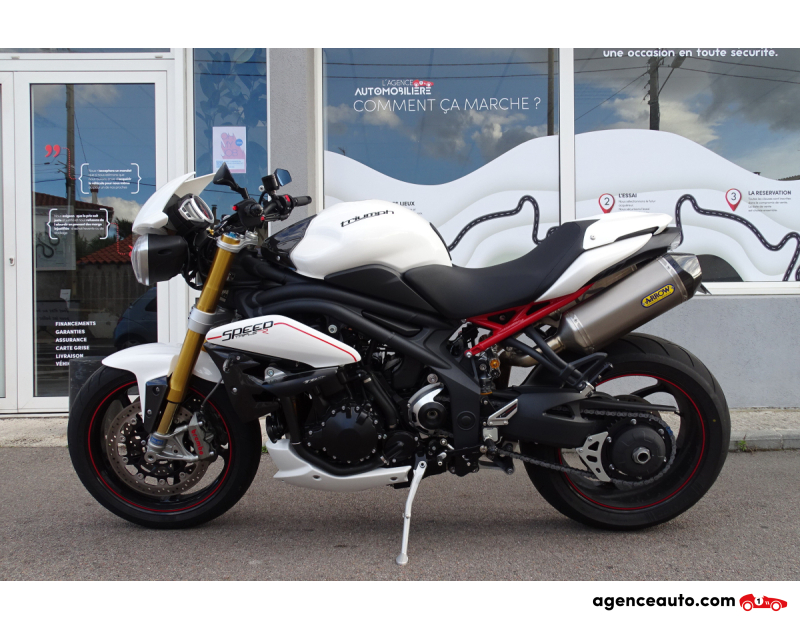 Achat voiture occasion, Auto occasion pas cher | Agence Auto Triumph Speed Triple 1050 R full options état neuf 1ère main Blanc Année 2012 Manuelle Essence