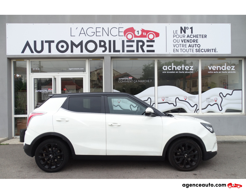 Achat voiture occasion, Auto occasion pas cher | Agence Auto Ssangyong Tivoli 160 E-XDI 115 CV SPORT Blanc Année 2017 Manuelle Diesel