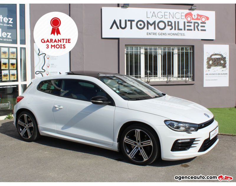 Acquisto Auto Usate, Auto Usate Economiche | Agenzia Automobiliare Volkswagen Scirocco R 2.0 TSI 280 cv DSG6 Bianca Anno 2016 Automatico Benzina