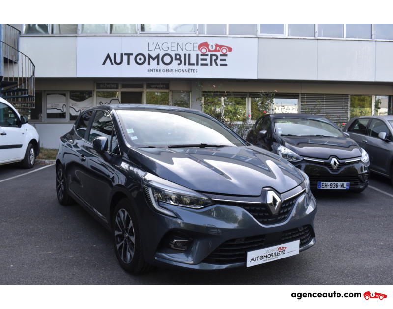 Achat voiture occasion, Auto occasion pas cher | Agence Auto Renault Clio INTENS 5 Portes 1.3 TCe EDC7 130 cv Boîte auto Gris Année 2019 Automatique Essence