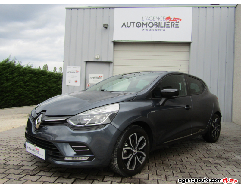 Monogramme Renault Clio 4 bon état - Équipement auto