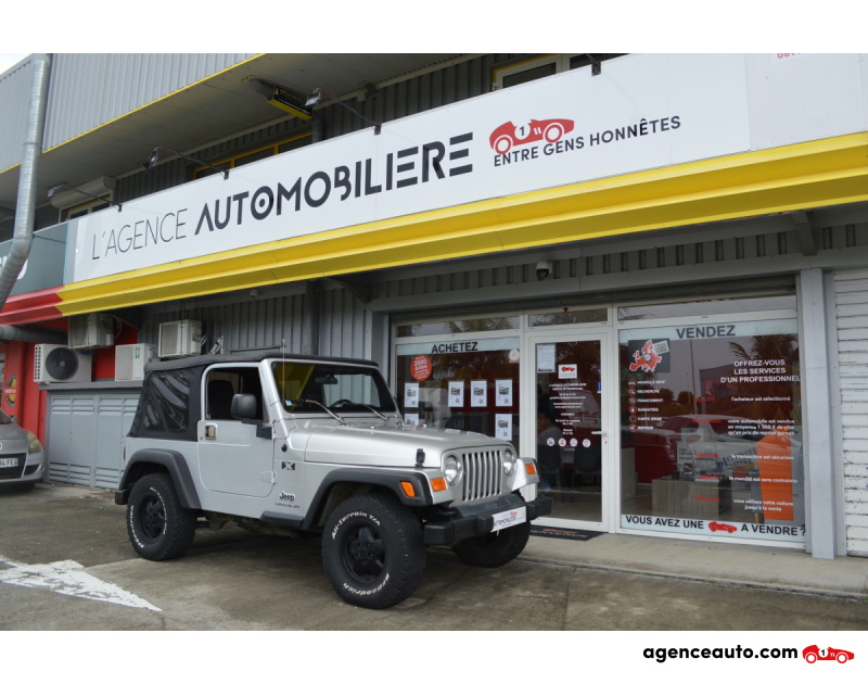 Achat voiture occasion, Auto occasion pas cher | Agence Auto Jeep Wrangler 4.0L  SPORT BVA Argent Année 2006 Automatique Essence