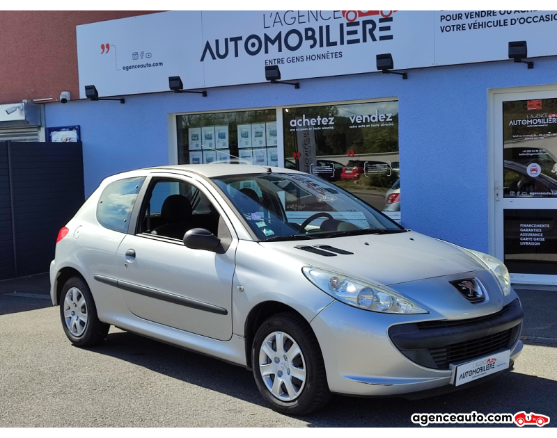 Compra de Carros Usados, Carros Usados Baratos | Auto Immo Peugeot 206+ 1.4 75 Trendy 1ère main Gris Ano 2011 Manuelle Essence