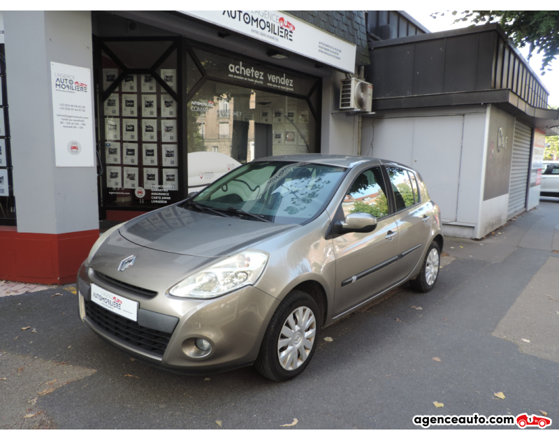 Achat voiture occasion, Auto occasion pas cher | Agence Auto Renault Clio EXPRESSION 1.2 16V 75CV 1ERE MAIN Beige Année 2009 Manuelle Essence