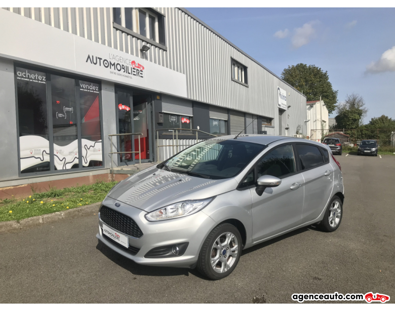 Achat voiture occasion, Auto occasion pas cher | Agence Auto Ford Fiesta 1.25 FUN 82 CH Gris Année 2017 Manuelle Essence
