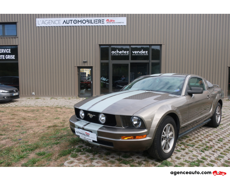 Achat voiture occasion, Auto occasion pas cher | Agence Auto Ford Mustang V6 4.0 l Marron Année 2005 Automatique Essence
