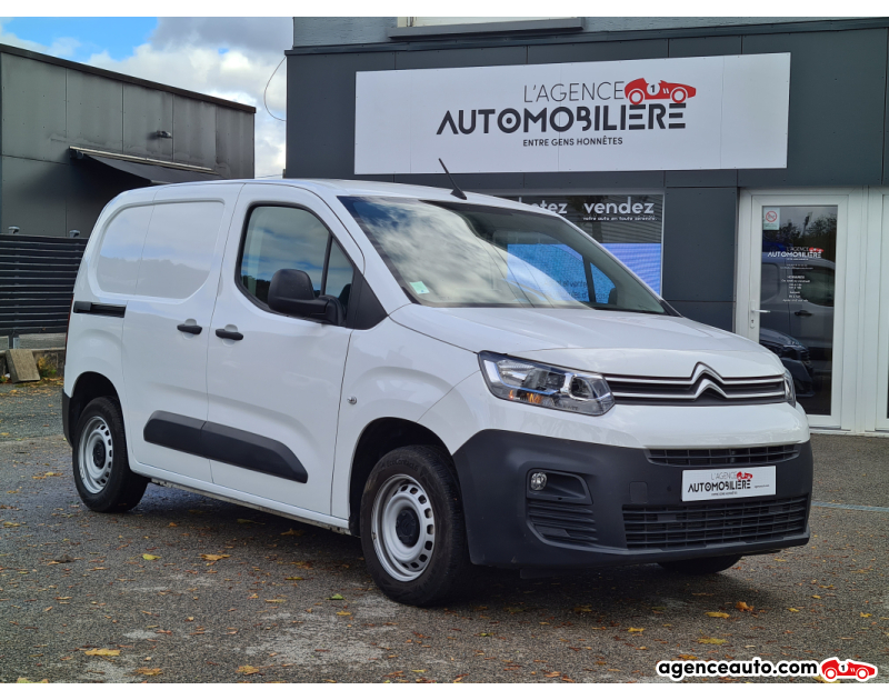 Achat voiture occasion, Auto occasion pas cher | Agence Auto Citroen Berlingo (K9) Utilitaire M 1.2 PureTech 110 cv Blanc Année 2020 Manuelle Essence