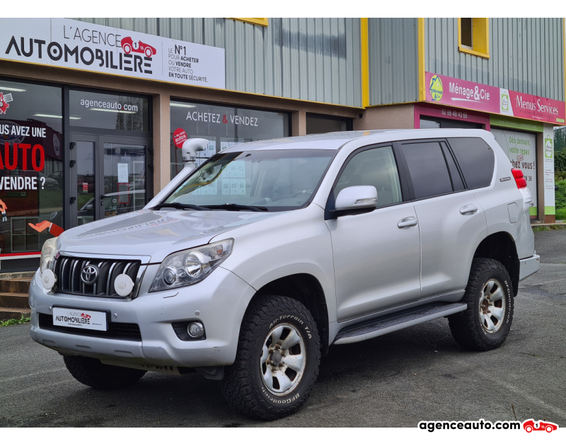 Achat voiture occasion, Auto occasion pas cher | Agence Auto Toyota Land Cruiser 3.0 D-4D 190 CH LEGENDE Gris Année 2011 Automatique Diesel