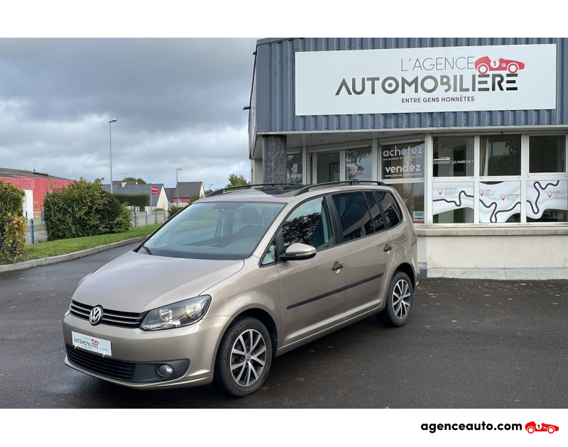 Acquisto Auto Usate, Auto Usate Economiche | Agenzia Automobiliare Volkswagen Touran 1.6 TDI 105 BLUEMOTION Trend Line Beige Anno 2014 Manuelle Diesel